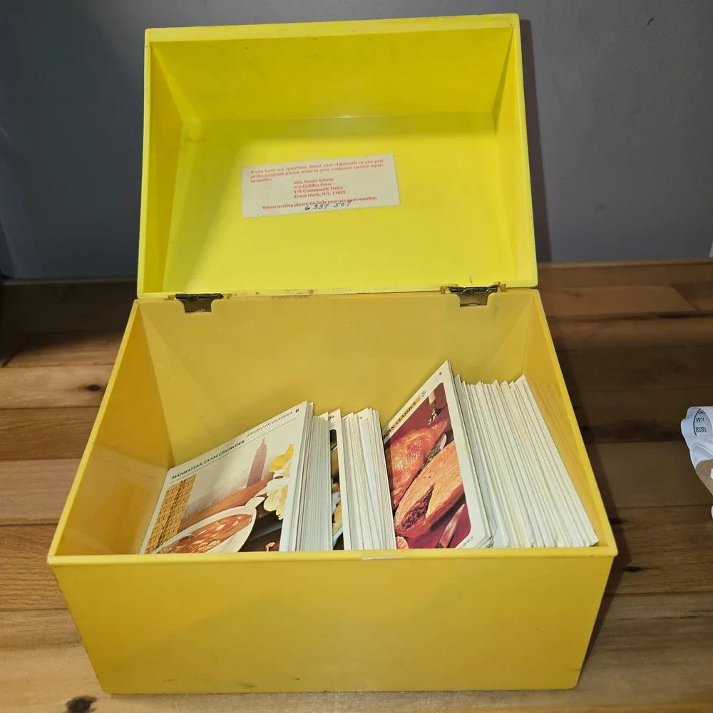 Vintage Betty Crocker Recipe Card Library 1970s Yellow Plastic Box Made in USA